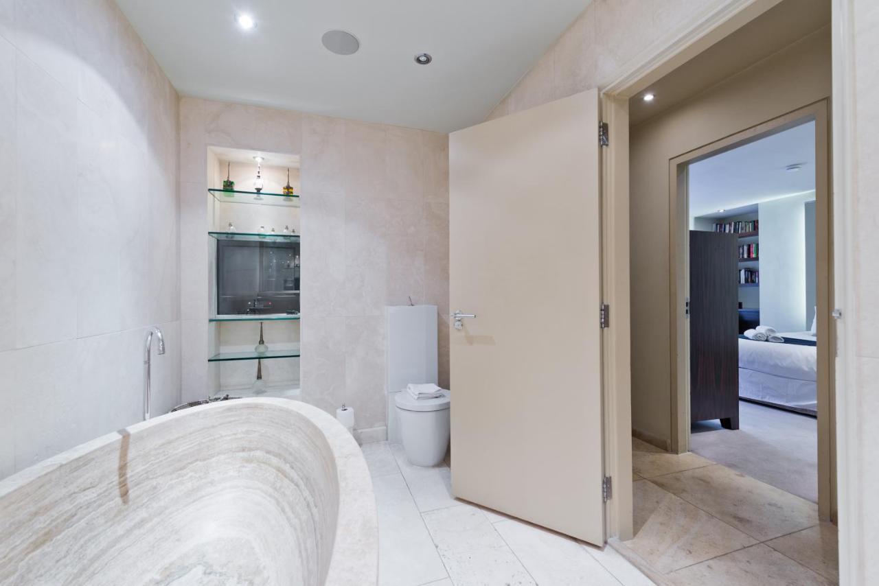 The Oscar Wilde By 5starstay Dublin